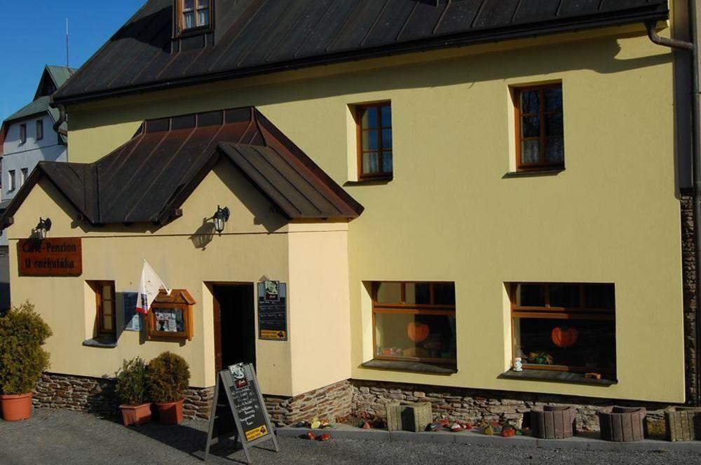 Penzion U Snehulaka Boží Dar Exterior foto